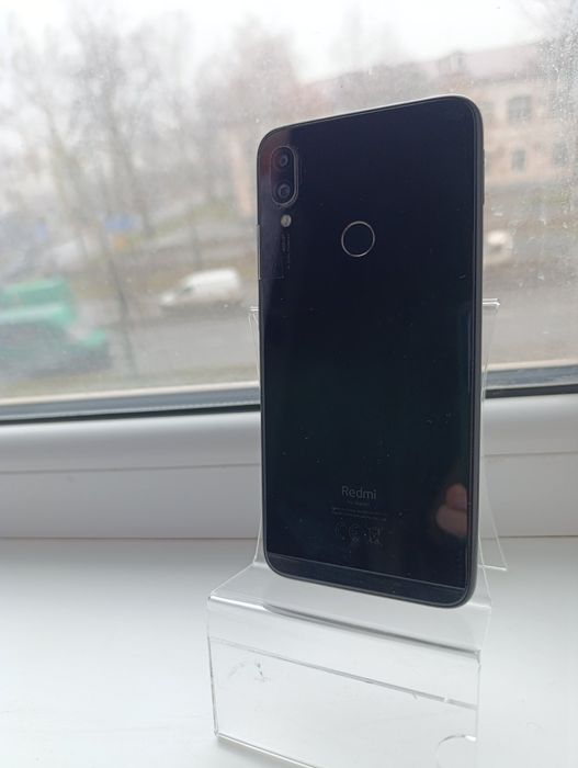 Продам Xiaomi Redmi Note 7 4/64gb