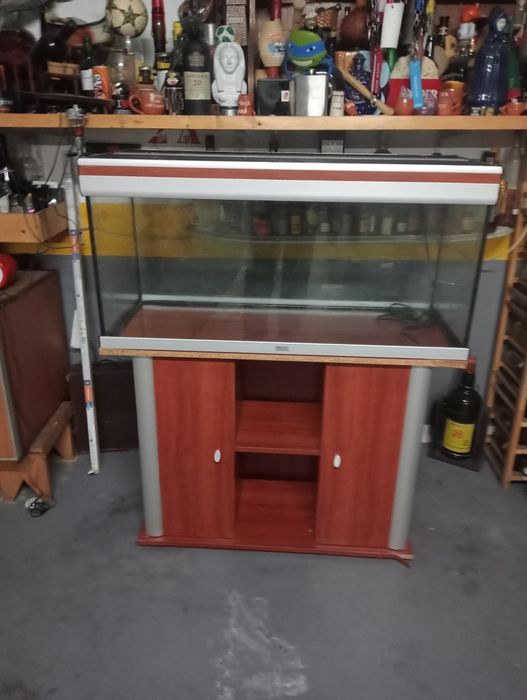 Vendo aquário de 1;50