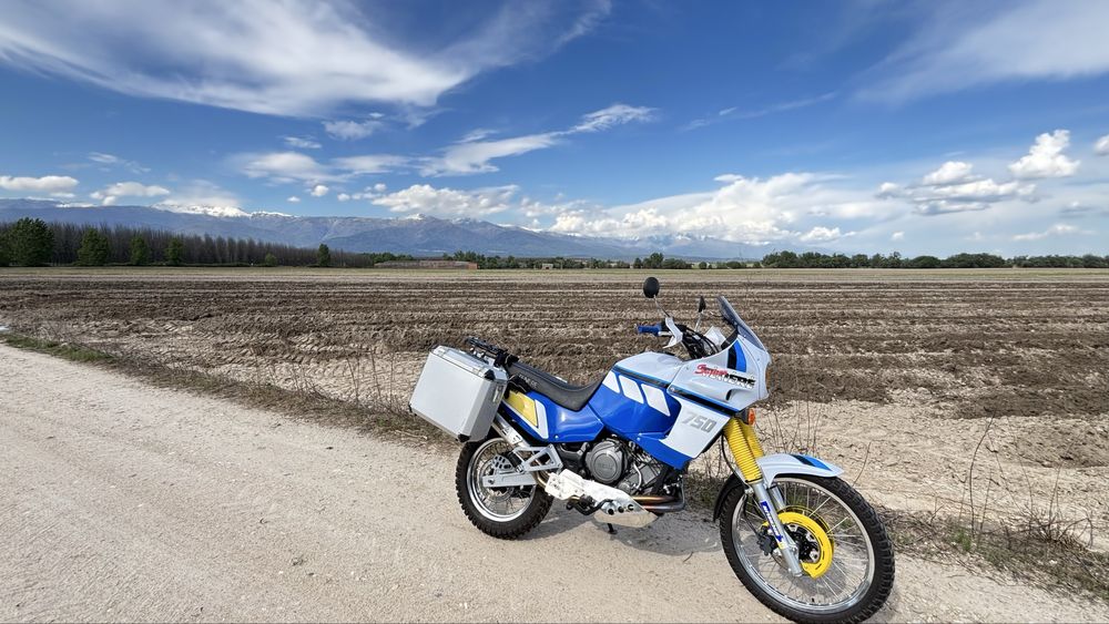 Yamaha XT750Z Super Ténére