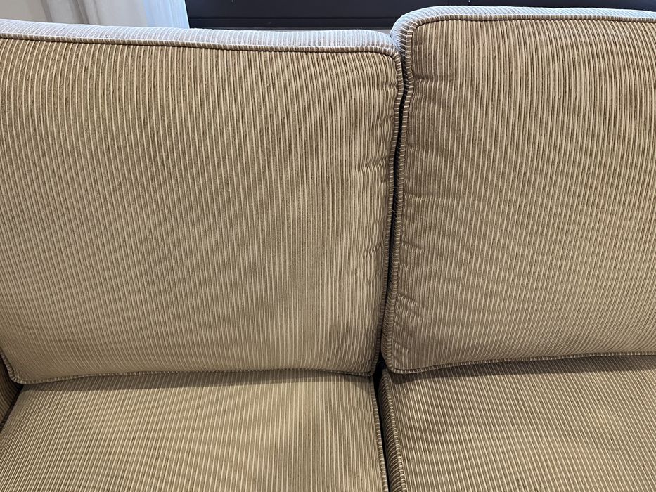 Sofá de sala quase novo Motivo mudanca de casa