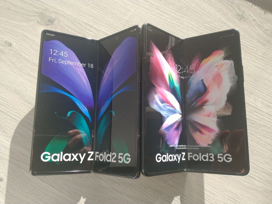 Samsung Galaxy Z Fold 2  5G Fold 3 муляж