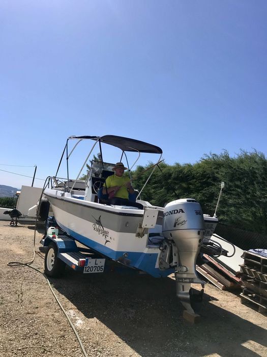 barco lancha reefrunner