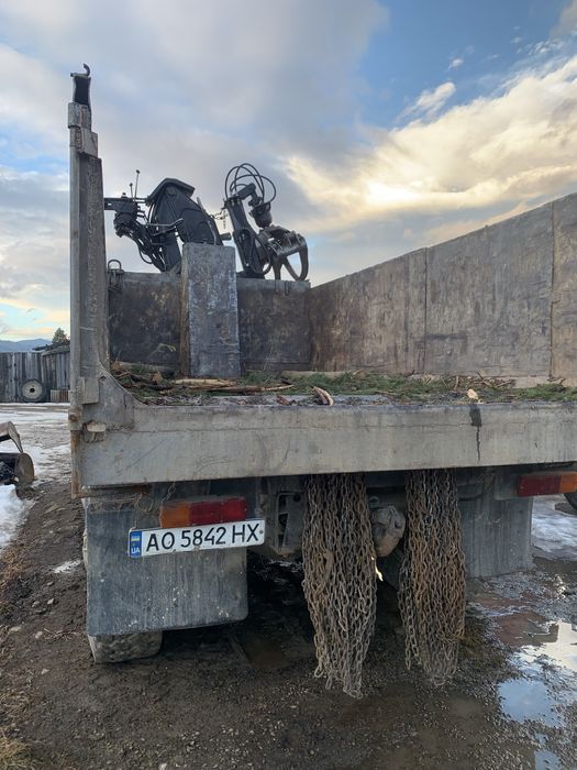 Продам Урал 5557