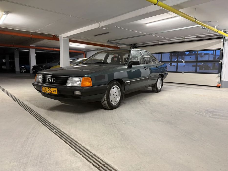 Audi 100