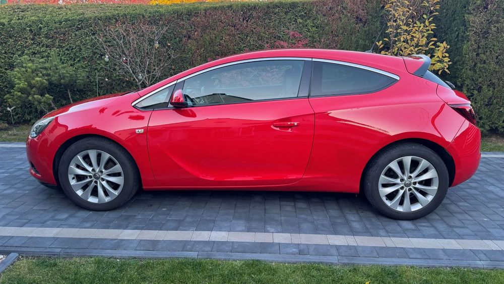 Opel Astra GTC 1.6 T Klimatronic / Opłacony