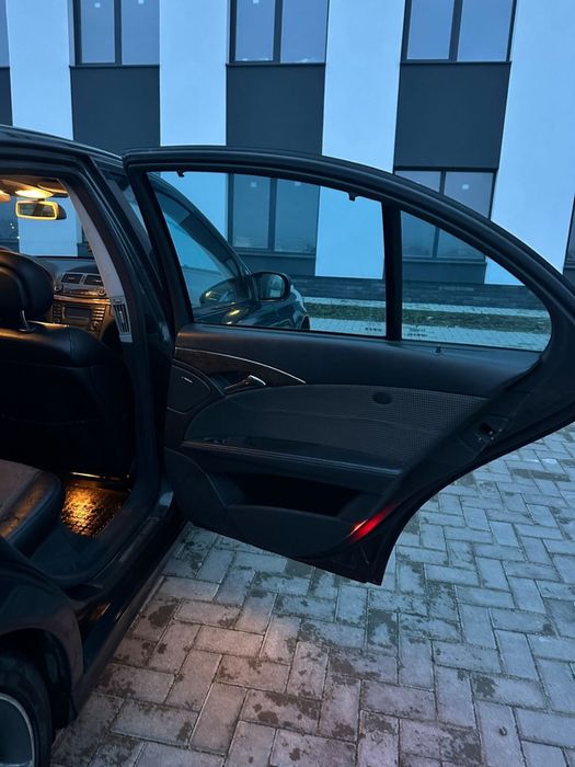 Mersedes E270 не розмитнений
