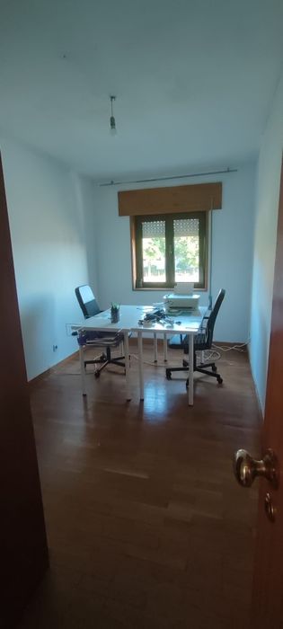 Arrenda-se apartamento T3