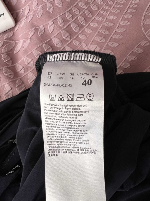 Vera Mont bardzo elegancka sukienka wizytowa granat r.40