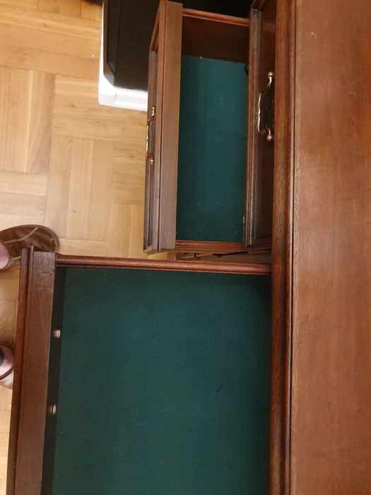 Piękne biurko antyczne