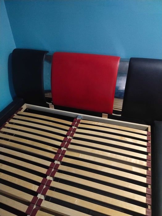 Łóżko do sypialni