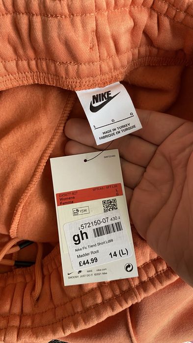 Жіночі шорти Nike trend DX5677-827 S/M/L