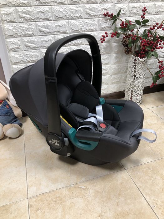 Автокрісло Britax Römer BABY-SAFE iSENSE Група 0+ (0-13 кг) брітакс