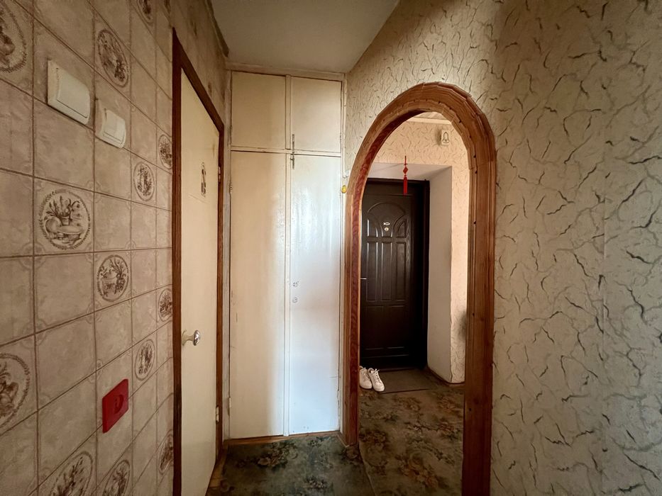 Продаж 2кім.квартири по просп.Злуки
