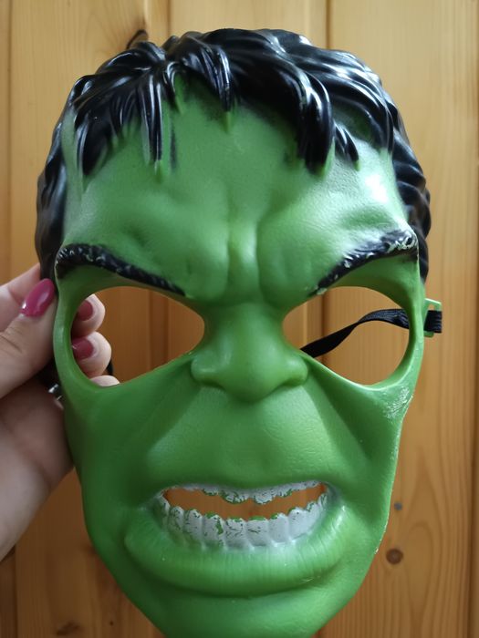 Mascara verde do Hulk