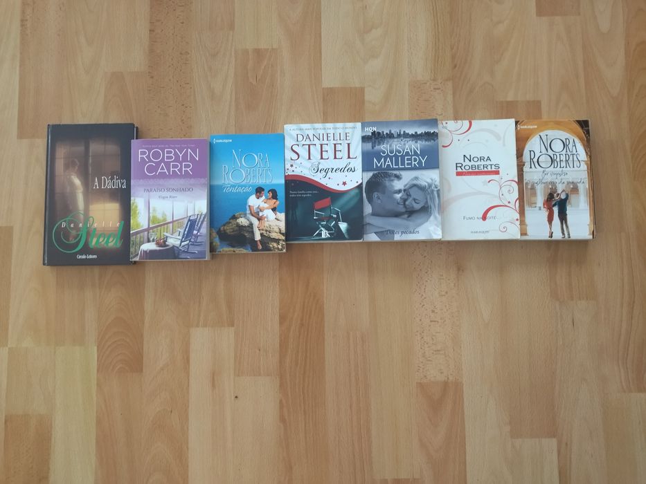 Livros de bolso por 5€ cada (Danielle Steel, Nora Roberts)