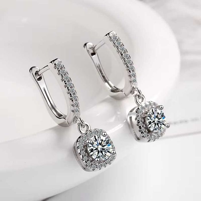 Srebrne Kolczyki z Lśniącym Dużym Moissanitem 1 KARAT - Certyfikat !