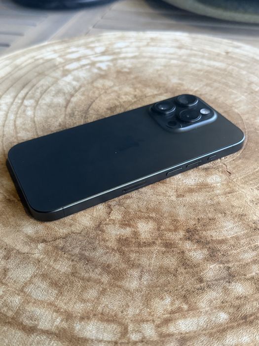 Iphone 15 pro 128gb Como novo
