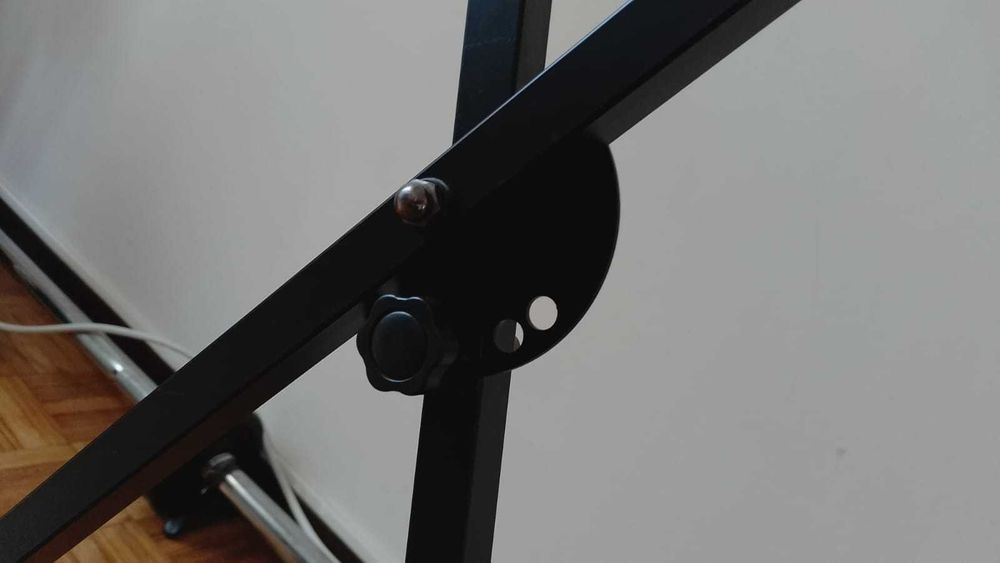 Teclado MIDI - 61 teclas c/ suporte