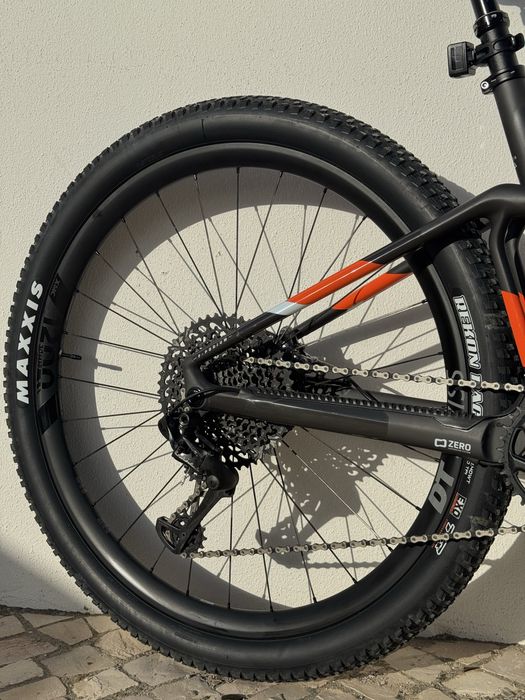 Mondraker F-Podium Carbon - Size M