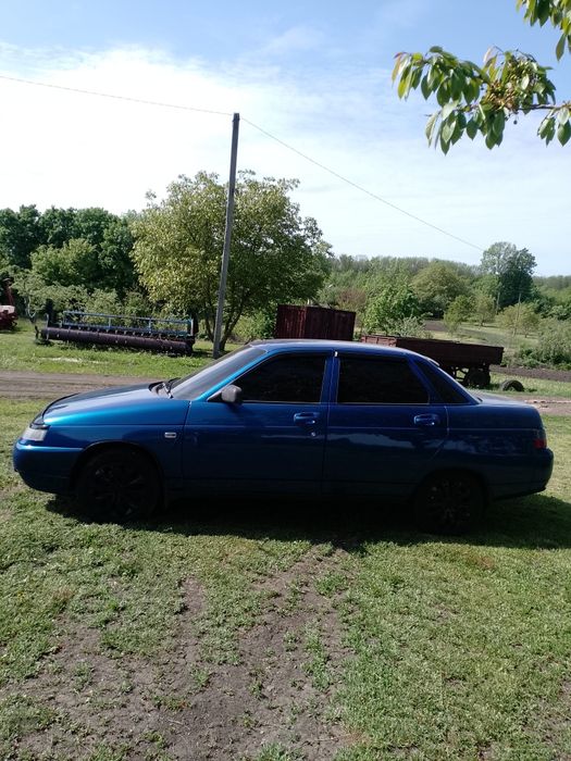 Продам авто ваз 2110