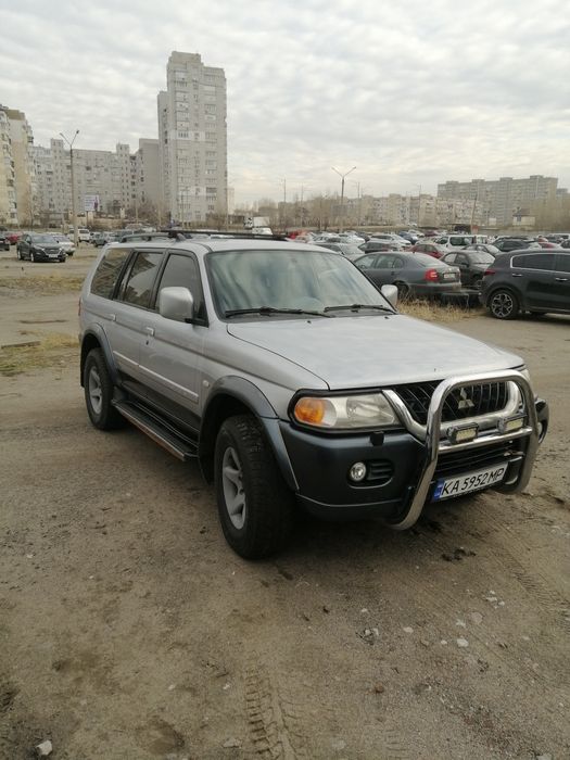 Mitsubishi Pajero sport