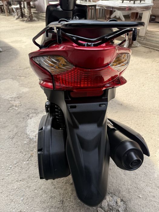 Suzuki AddressV125s з контейнера