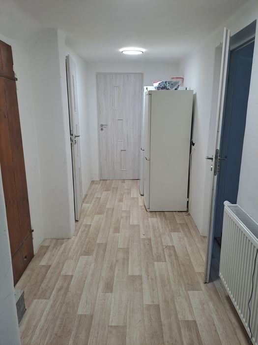Wynajmę pokój w mieszkaniu 3 pokojowym.