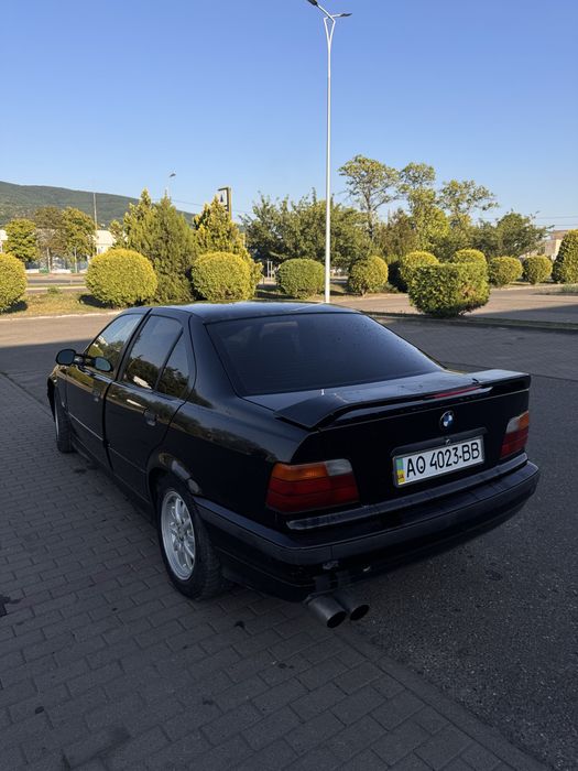 Продам  BMW E36