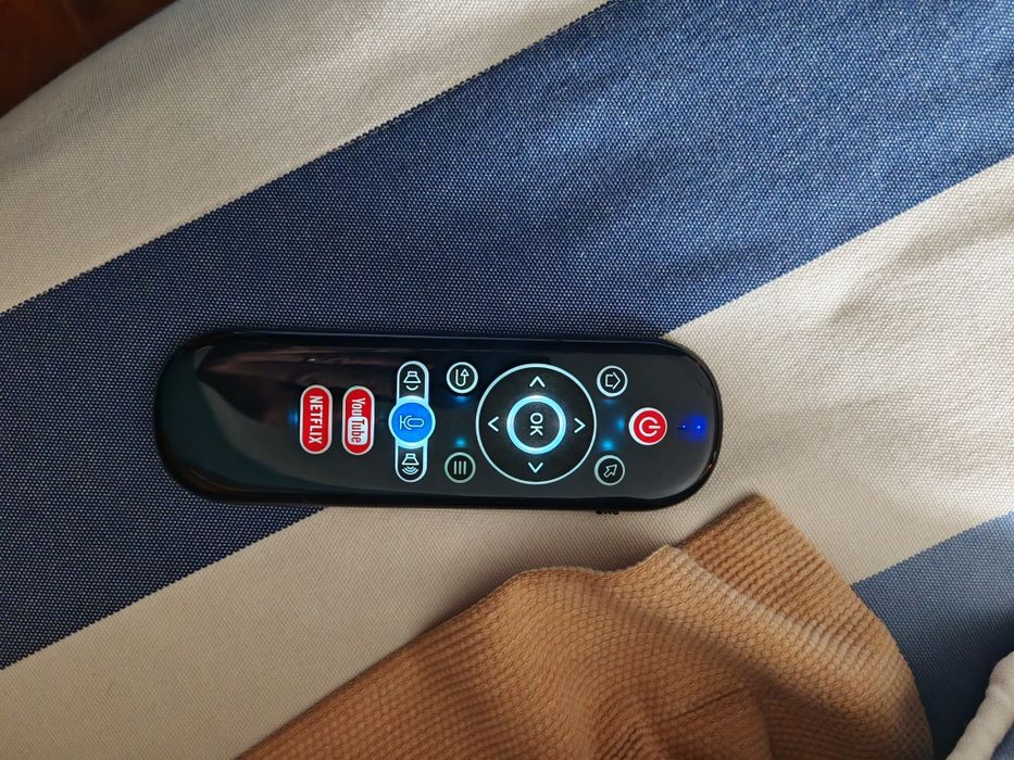 Comando com teclado e rato