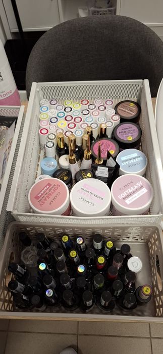 materiały do manicure