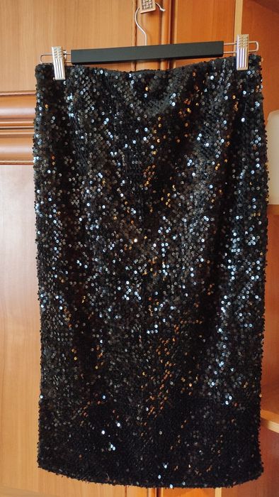 Святкова спідниця чорна з пайєтками. Розмір 10, s-m
