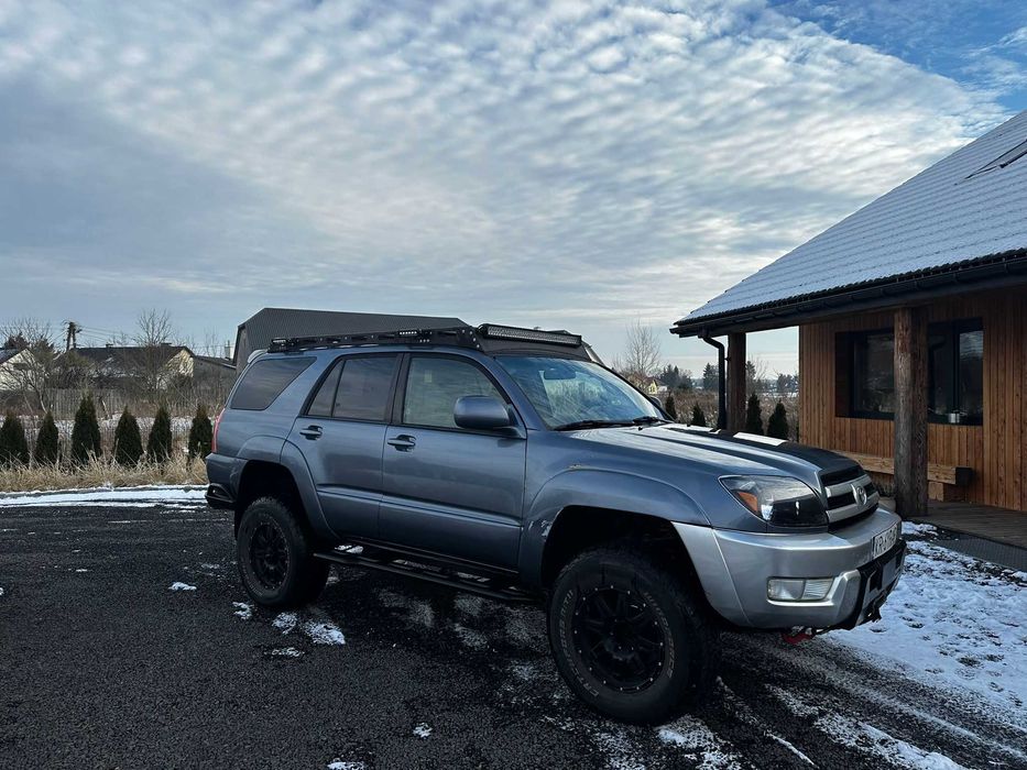 Toyota 4runner 2005 V6 Wola Batorska • OLX.pl