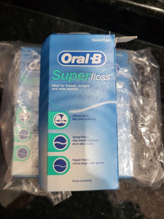 ORAL B superfloss
