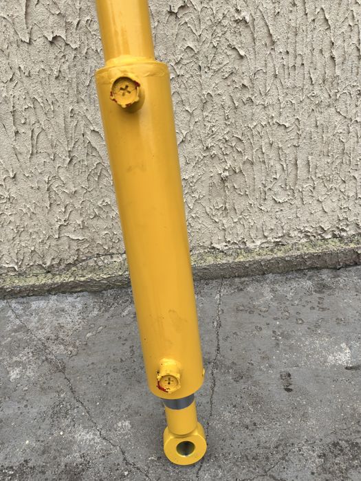 Продам Гідроциліндр на кун деліф 1800 новий