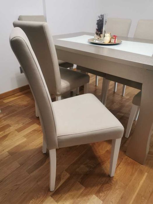 Mesa de Sala com 6 Cadeiras64586207290755123