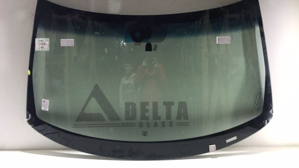 Ford Explorer (2011-2019) - лобове скло, стекло лобовое