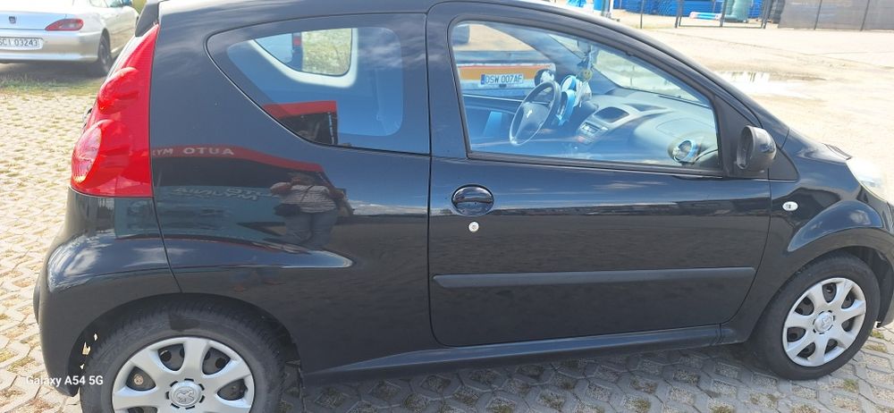 Samochód   Peugeot  107