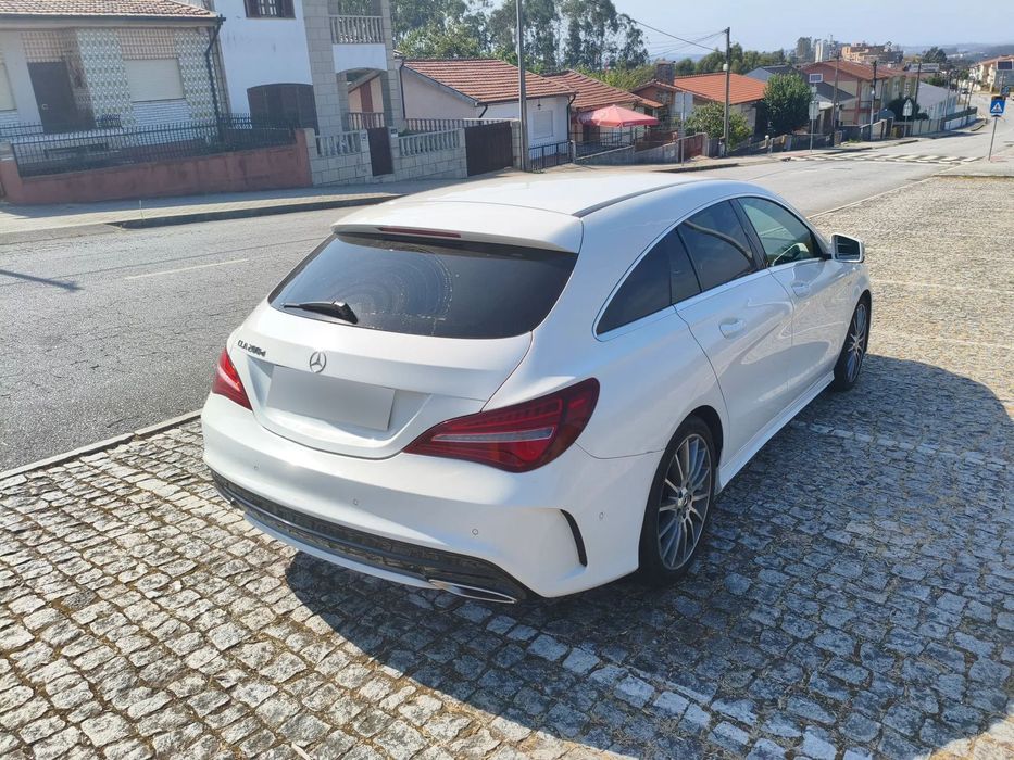 Mercedes-Benz CLA 200 d Shooting Brake AMG Line Aut.