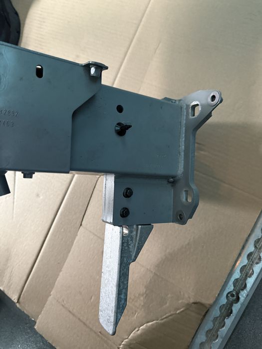 Підсилювач бампера Буфер Volvo C40 XC40 Recharge 32377149