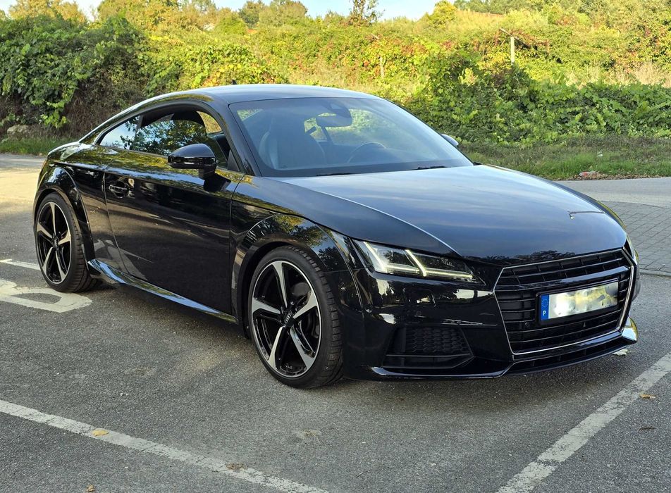Audi TT  2.0TFSI Versão S-line