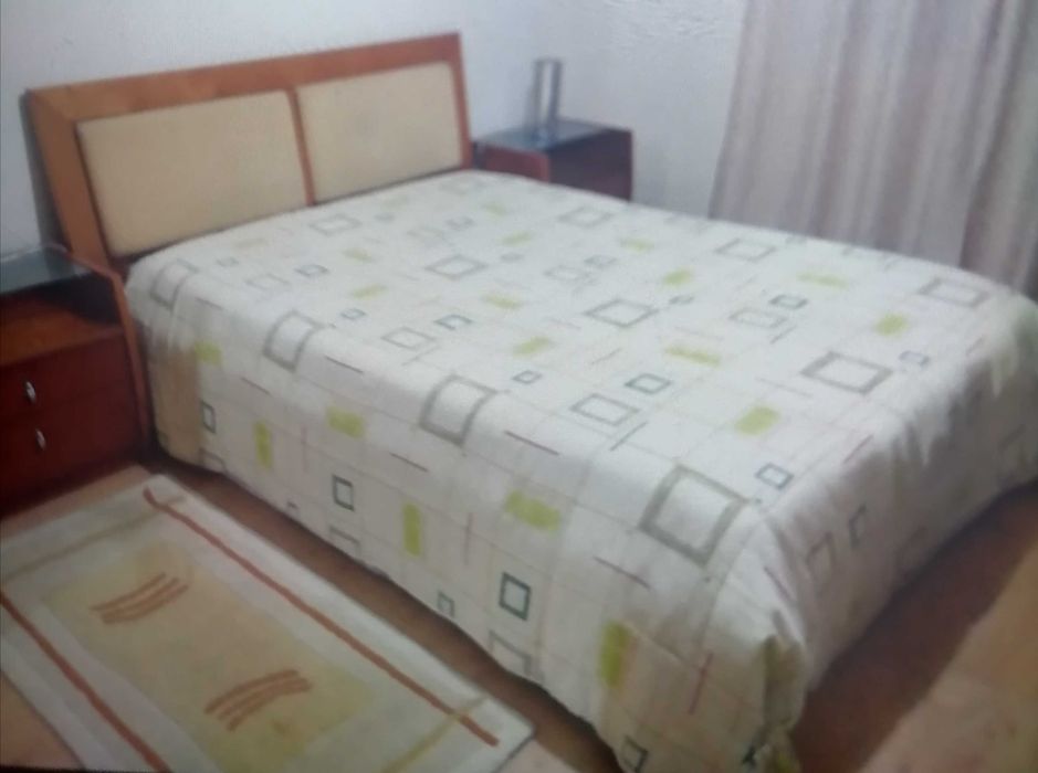 Cama de Casal ou individual em Cerejeira Maciça da (Lá Sénia)