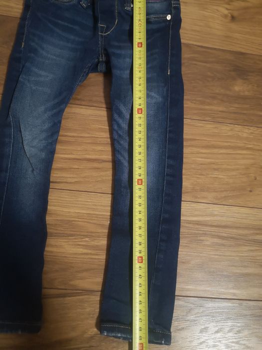 Spodnie jeansy rurki hm 92