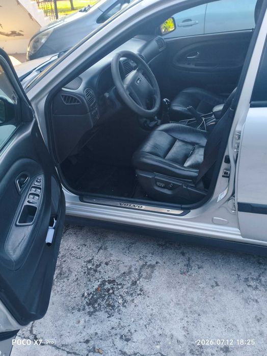 Carro volvo S40 diesel 2001