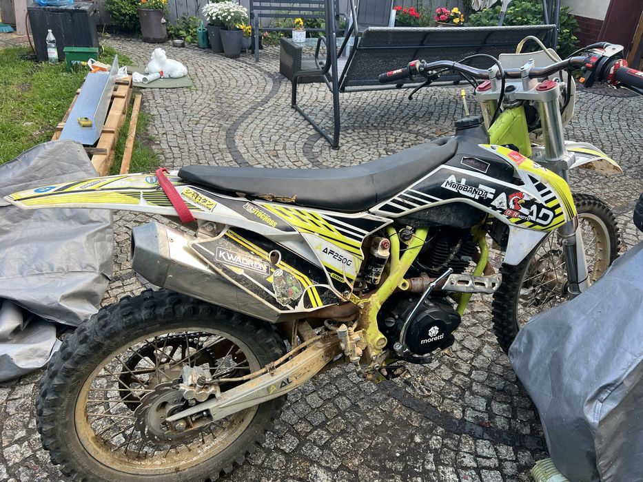 Cross Alfarad  250