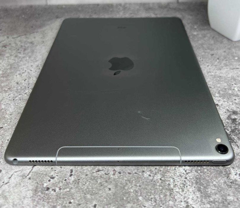 Планшет ipad pro 10.5 64gb wifi +LTE+чохол