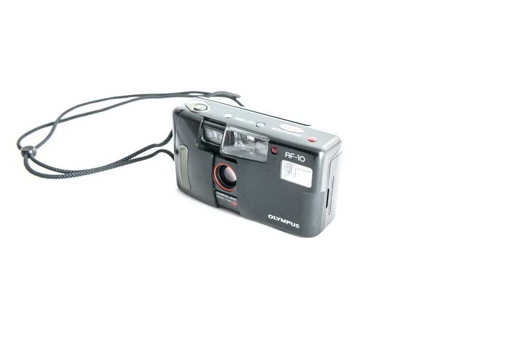 Aparat analogowy na kliszę Olympus AF-10