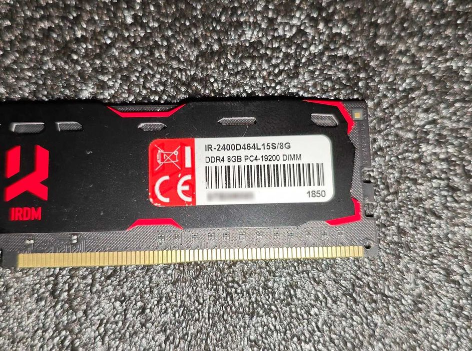Pamięć ram DDR4 16gb 2400Mhz Goodram IRIDIUM Black Dual Channel do PC