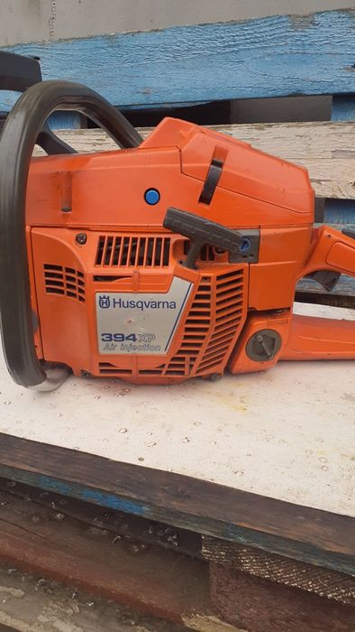 Хускварна  394 , професійна бензопила.
