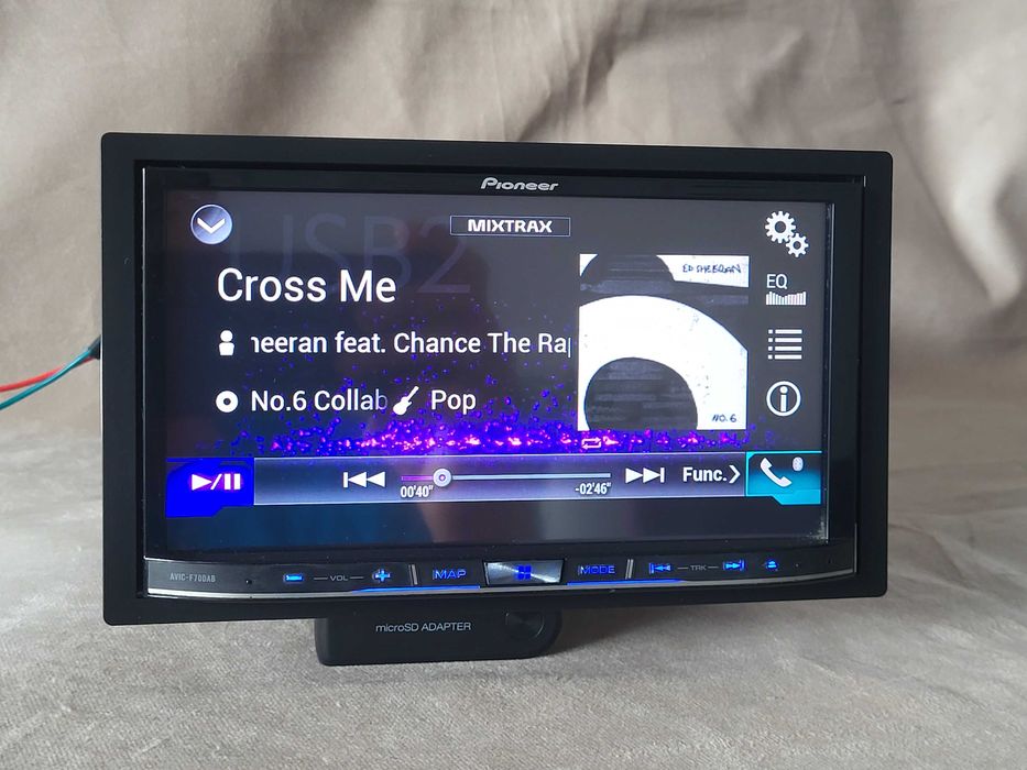 Pioneer AVIC-F70DAB Bluetooth USB/DVD Android Auto CarPlay 7 Cali
