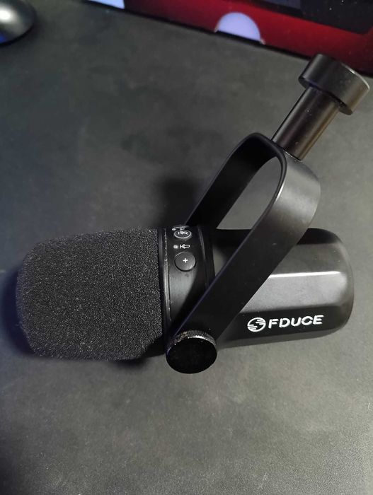 Microfone FDUCE SL40 – Como novo